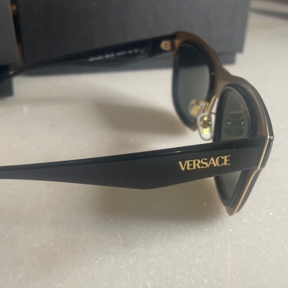 NEW AUTHENTIC VERSACE UNISEX Sunglasses - Picture 4 of 4